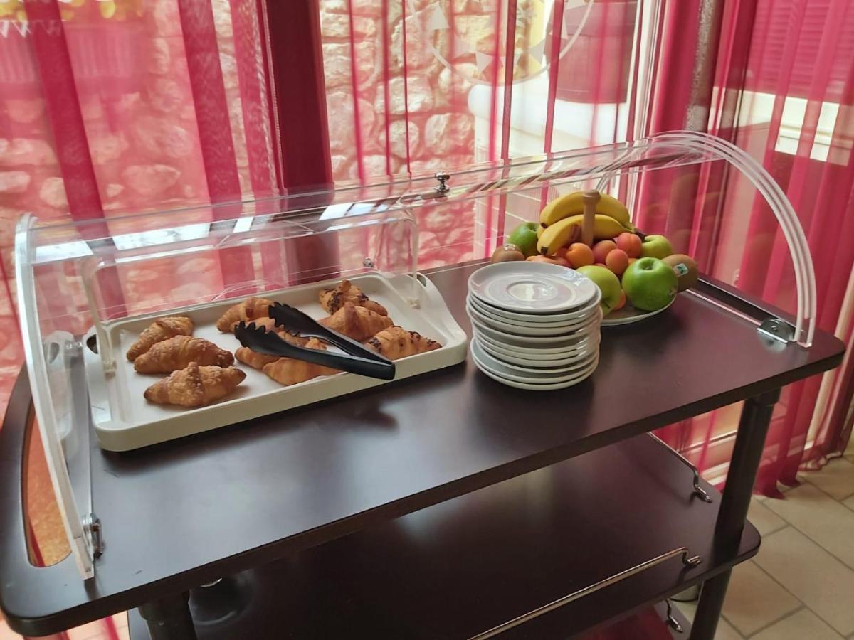 Albergo Casa Este Brenzone sul Garda Εξωτερικό φωτογραφία
