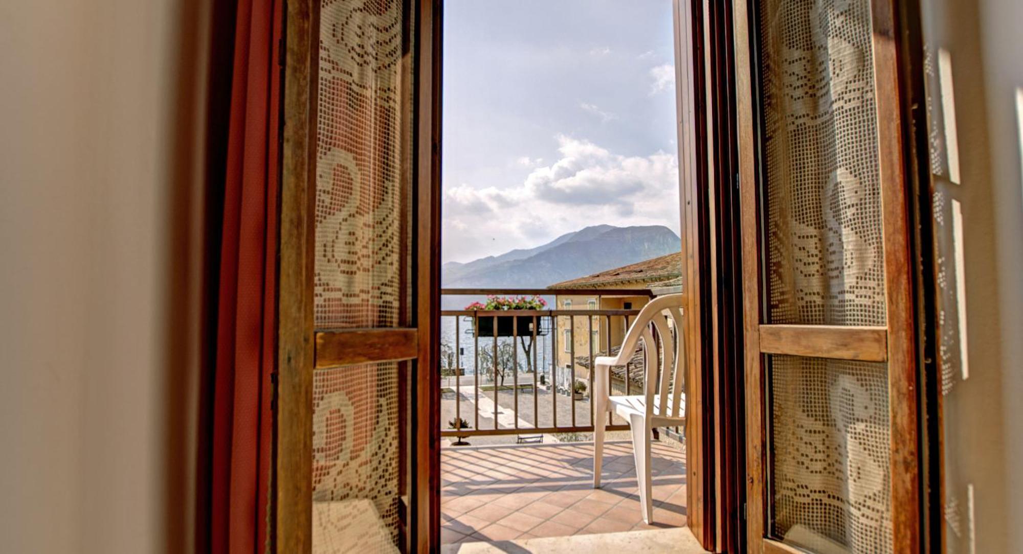 Albergo Casa Este Brenzone sul Garda Εξωτερικό φωτογραφία