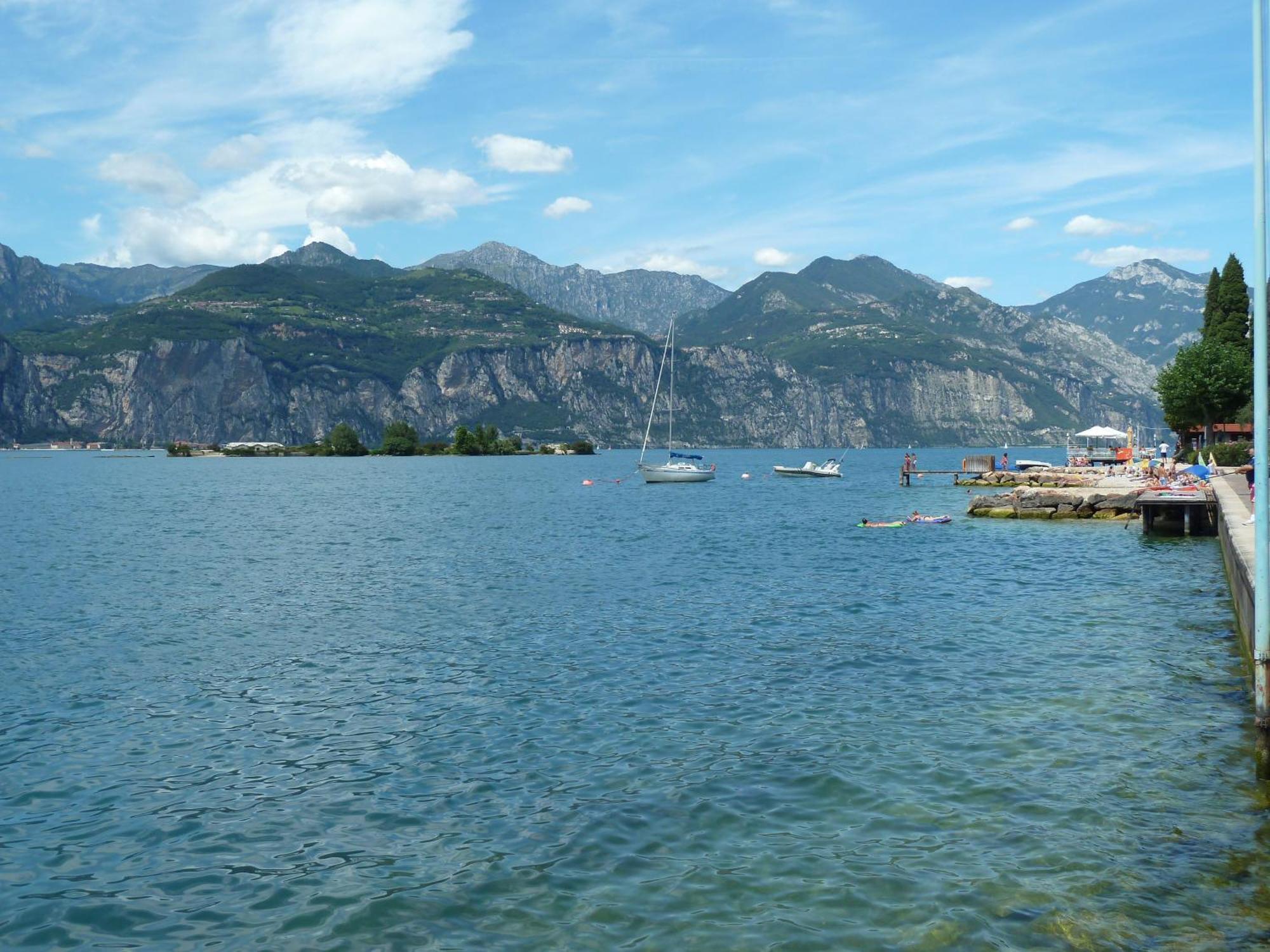 Albergo Casa Este Brenzone sul Garda Εξωτερικό φωτογραφία